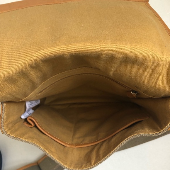 Hedgren Messenger/crossbody bag, leather and canvas EUC Unisex - Picture 6 of 8